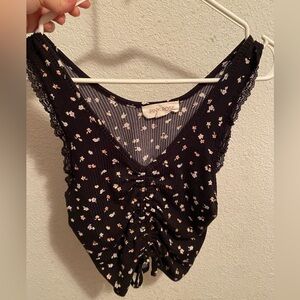 Black floral crop top. Size small. Brand Pink Rose